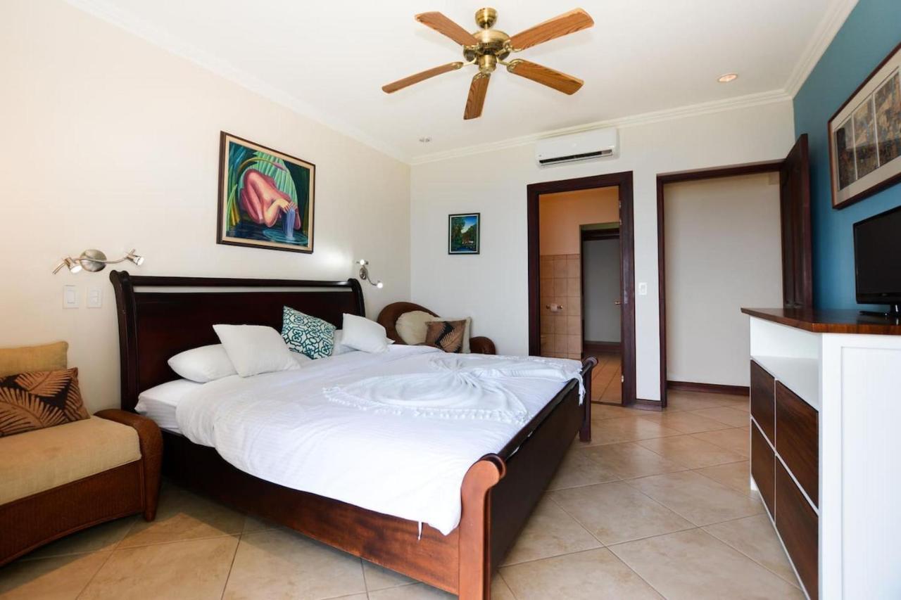 Exquisitely Decorated 5Th-Floor Aerie With Views Of Two Bays In Flamingo Βίλα Playa Flamingo Εξωτερικό φωτογραφία